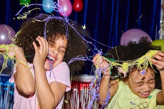 200ml Silly String Spray Party Streamer Foam Spray Cho Cây Giáng sinh